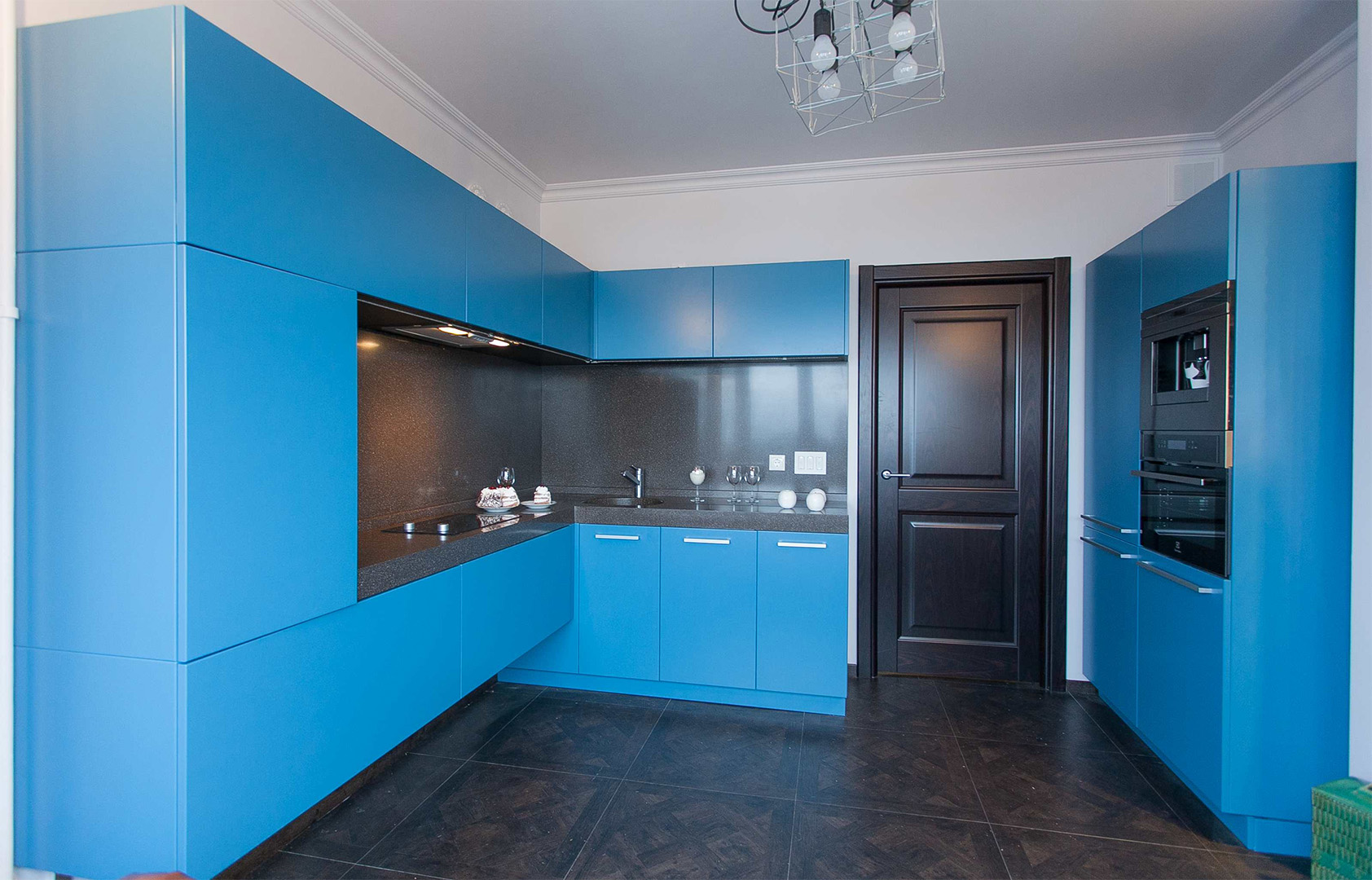 Синяя кухня в Чите