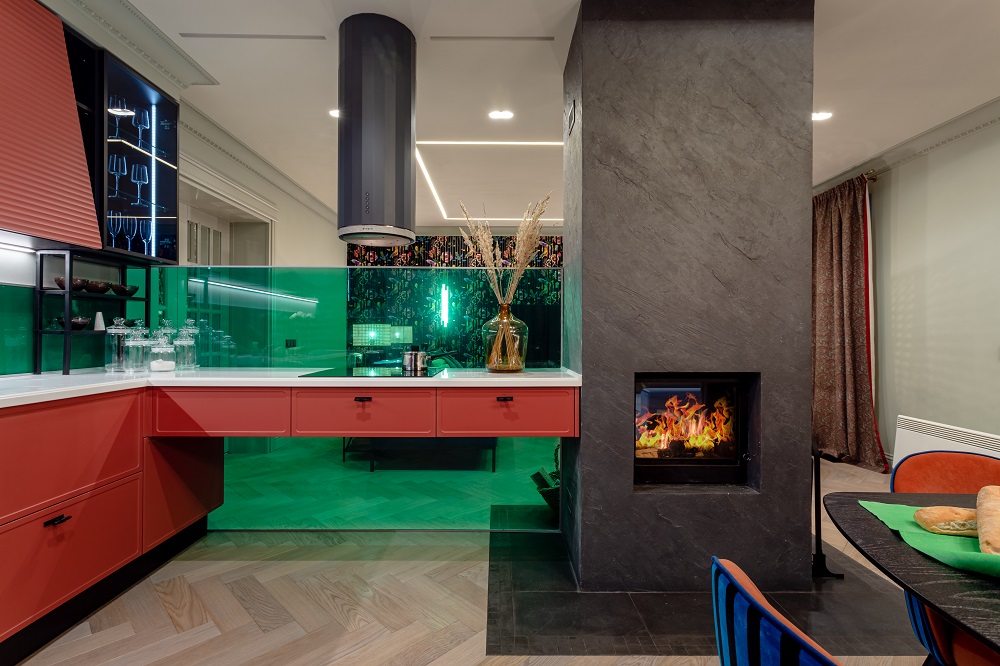 Красная кухня на заказ в Чите