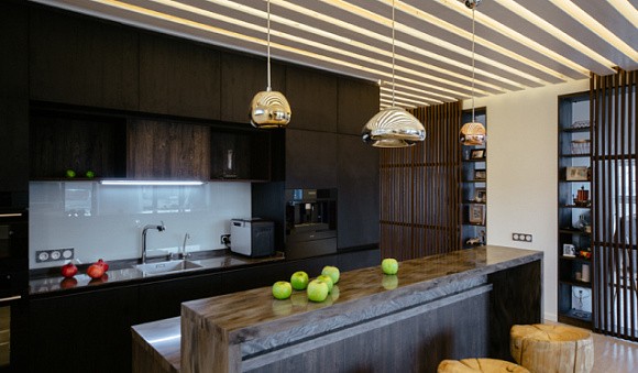 Коричневая кухня в Санкт-Петербурге