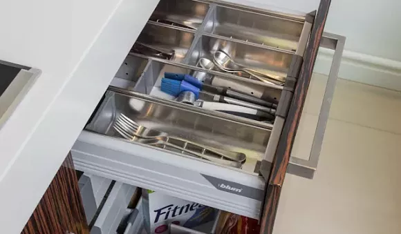 Кухня металлик в Южно-Сахалинске