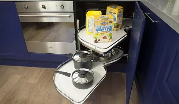 Синяя кухня в Санкт-Петербурге