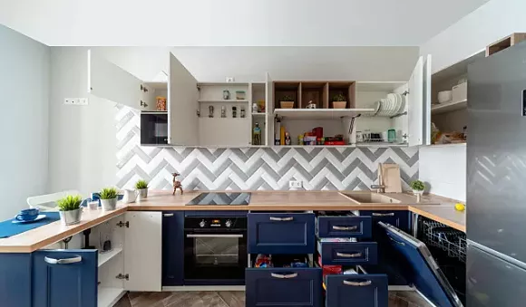 Синяя кухня