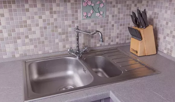 Фиолетовая кухня в Санкт-Петербурге