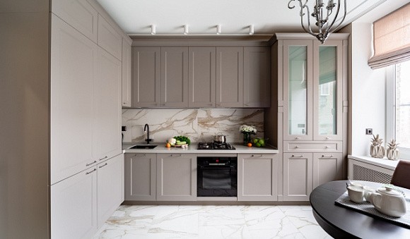 Серая кухня в Клину