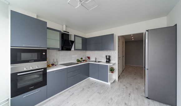 Серая кухня в Клину