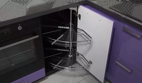 Фиолетовая кухня в Санкт-Петербурге