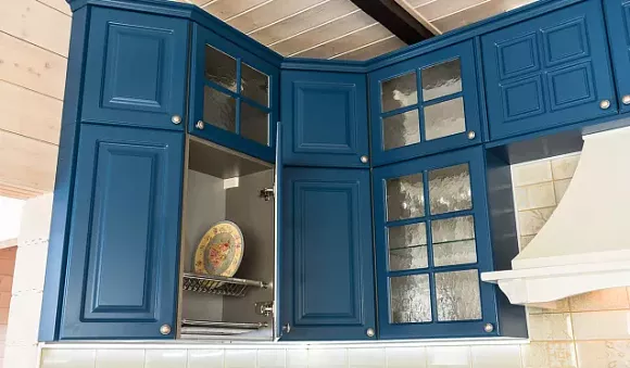 Синяя кухня в Санкт-Петербурге